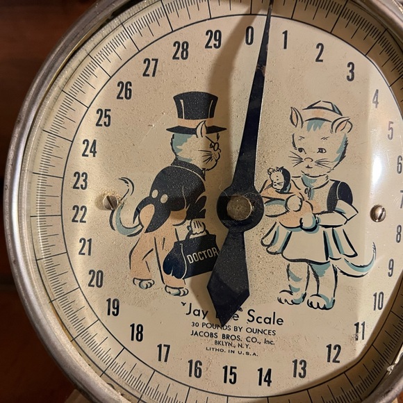 1930'S DETECTO CAST Vintage Iron Baby Scale - Picture 1 of 4